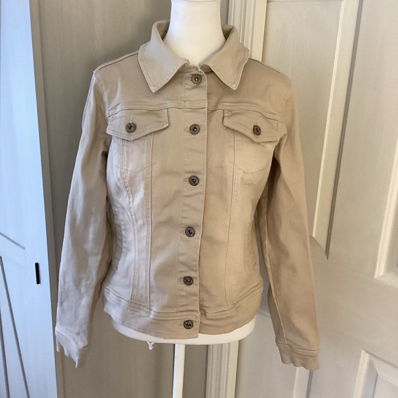 DG2 by Diane Gilman Jackets & Blazers - DG2 by Diane Gilman Beige Jean Jacket